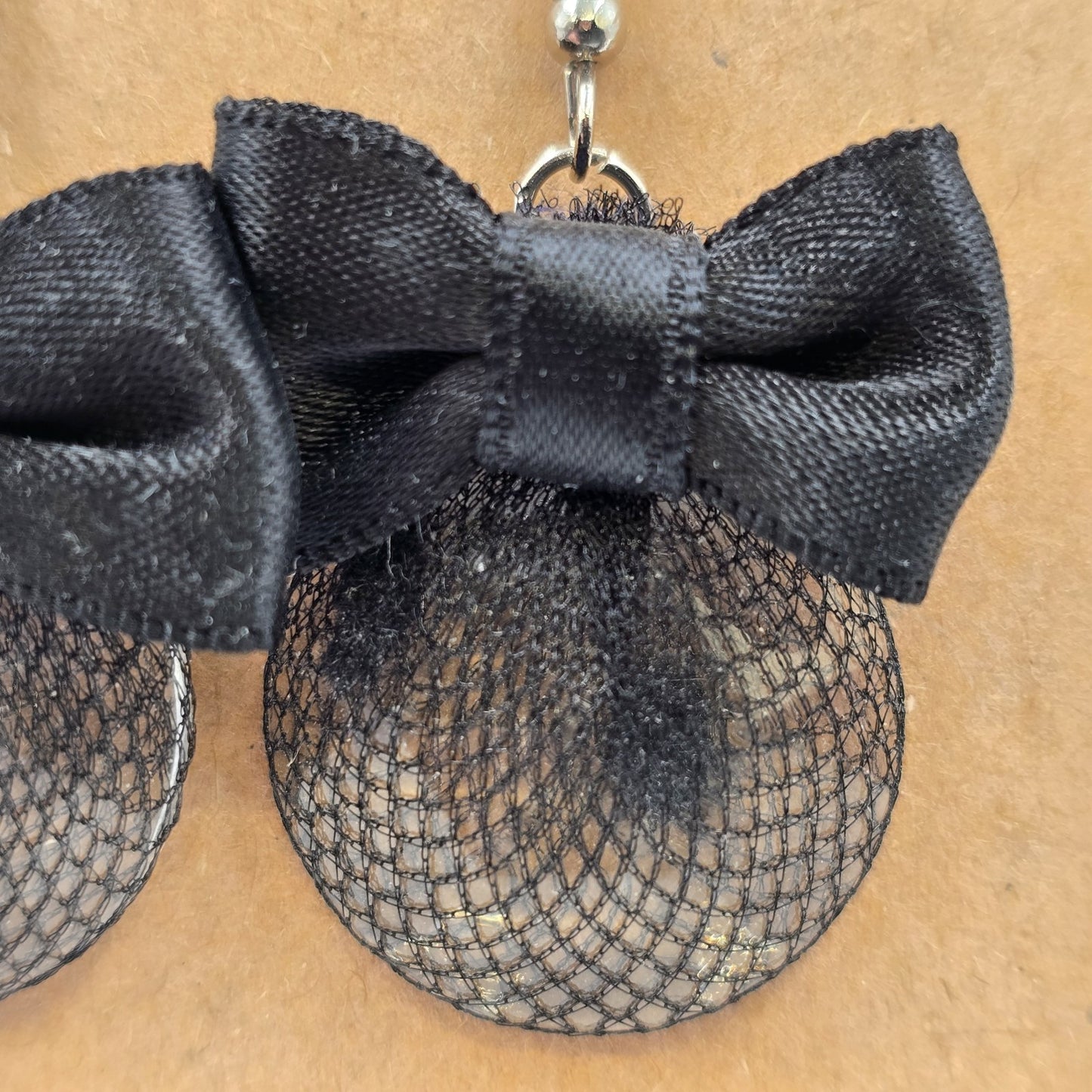 2 Dangle Earrings Gold Silver Black Bow Net Agate Pearl 1.5" Drop