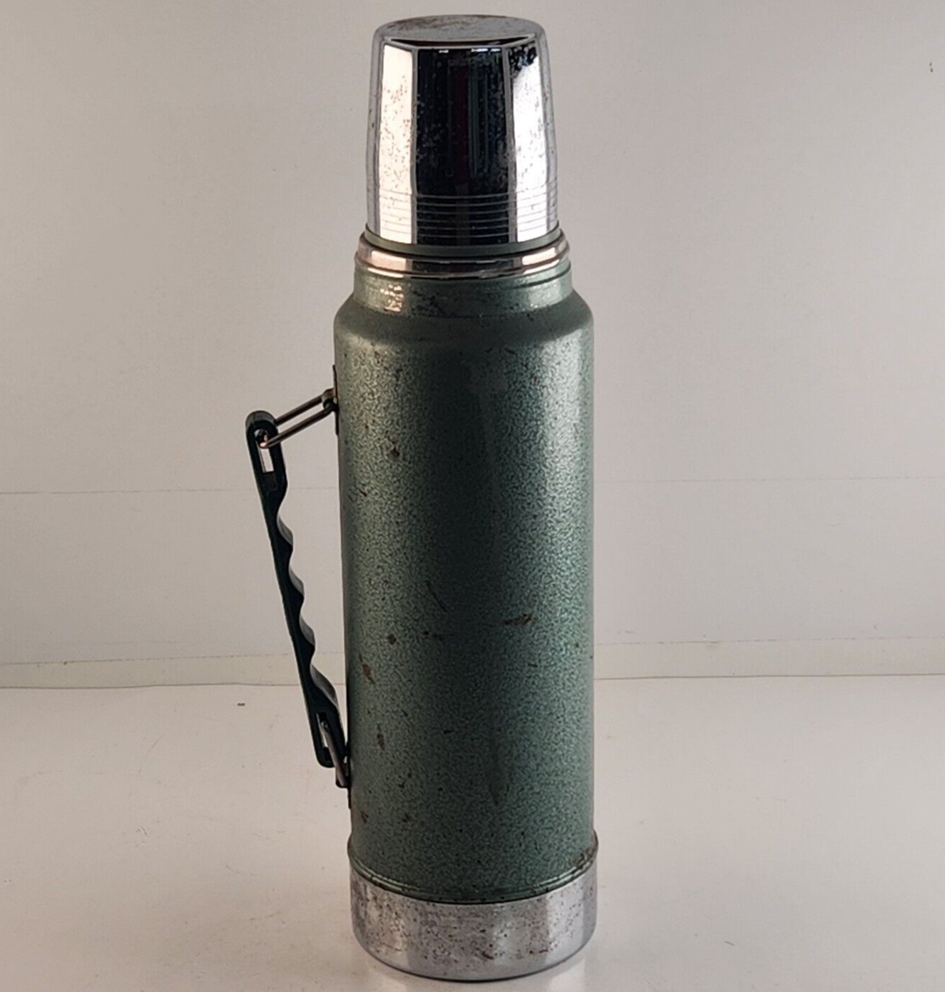Vintage Stanley Aladdin Thermos A-944DH Green 32oz Hot Cold USA Quart