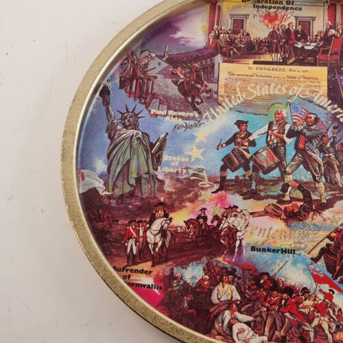 Vintage US Bicentennial Patriotic Metal Tray 11" Revolutionary Images