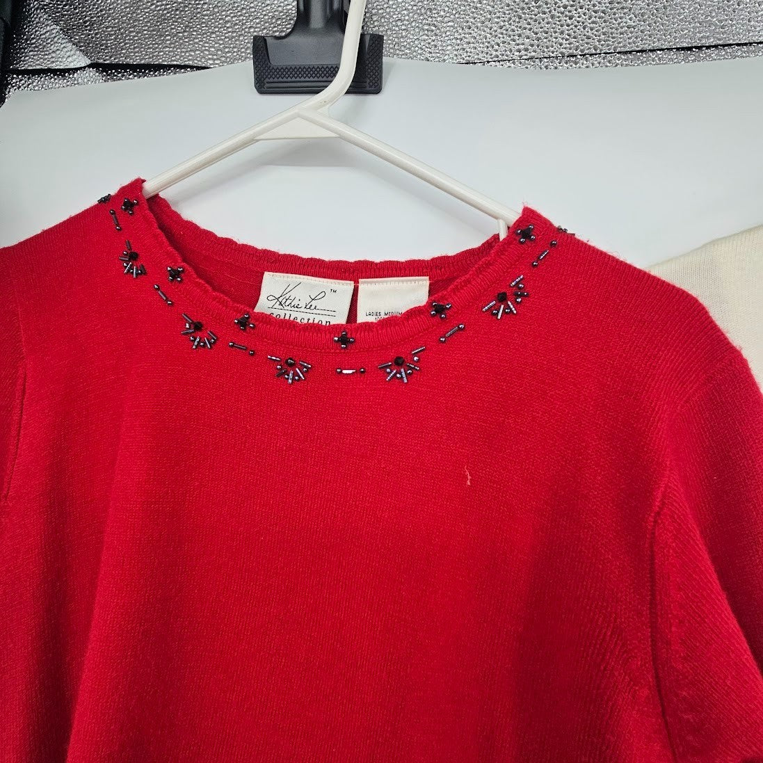 5 Tops Sweaters Ladies Women Pink Red White Medium Kathy Lee Heidi Worthington