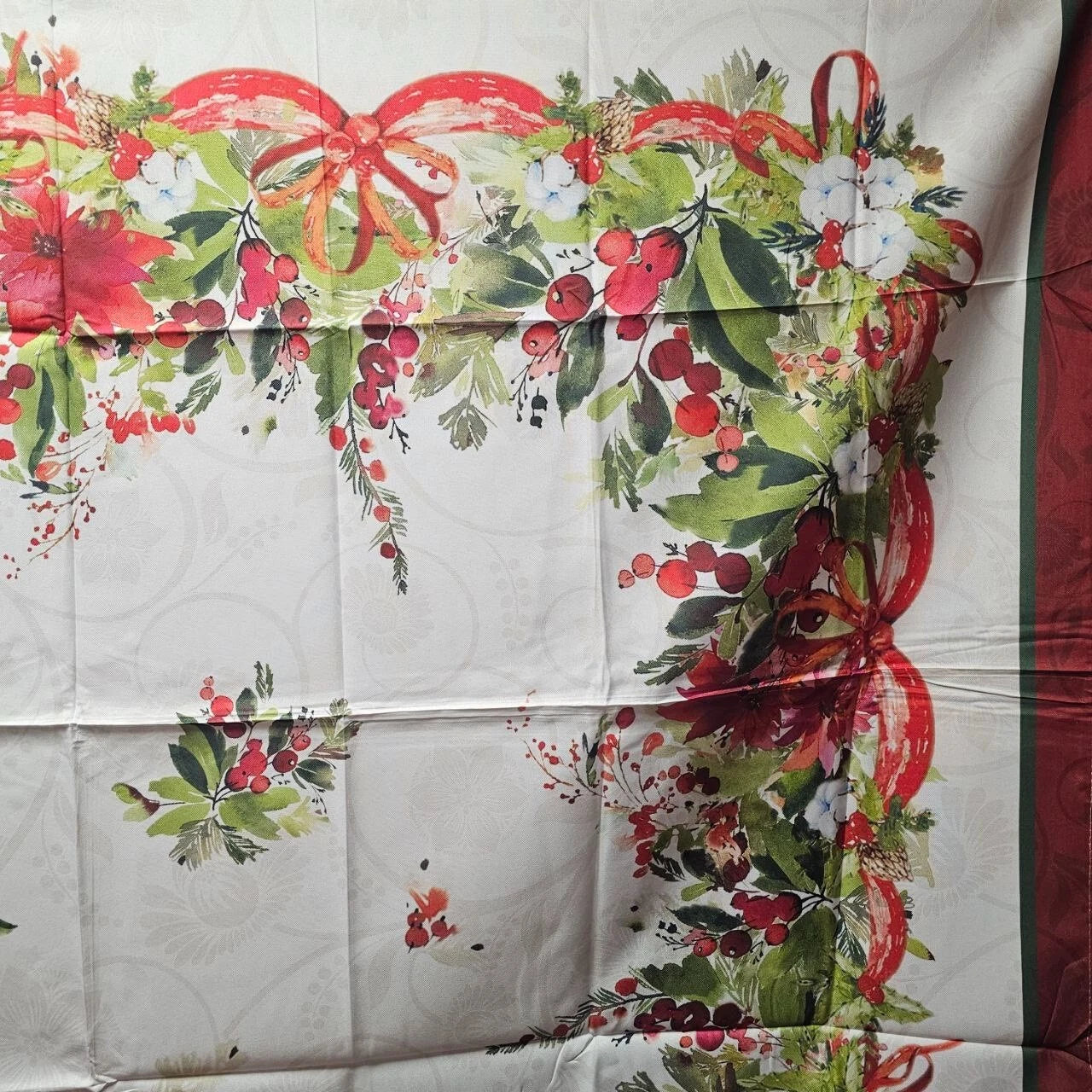 Holly and Berries Fabric Tablecloth 58" x 84" Red Green Christmas Holiday NWT
