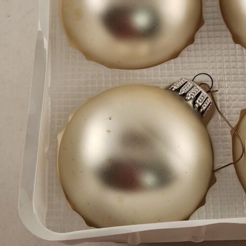Christmas by Krebs Ornaments in Box Silver White Pearl Satin Crown Top 6 pk 2.5"