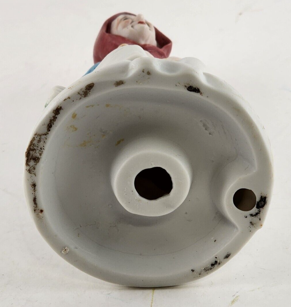 Arnart Porcelain Elderly Lady with Cat on a Bench Figurine 6"h Vintage 1950's