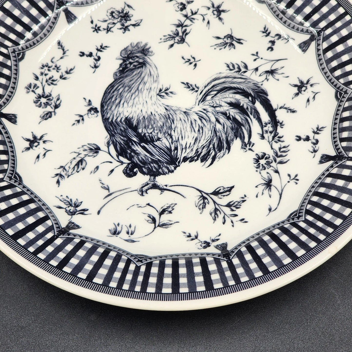 Queen’s Churchill Rooster Dinner Plate Black 10.5" Toile Floral Gingham Colombia