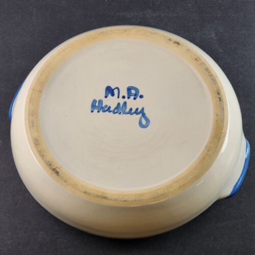 MA Hadley 2 Quart Shallow Covered Casserole Dish Bouquet Pattern 11.5"x4.5" Flaw
