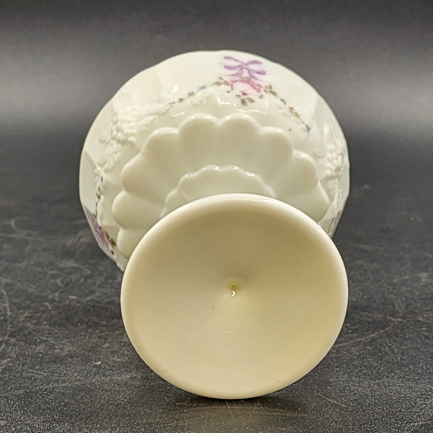 Westmoreland Milk Glass Covered Candy Dish Roses & Bows Paneled Grape 7”