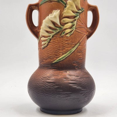 Roseville Pottery Two-Handled Freesia Pattern Terra Cotta Vase 126-10 USA 1945