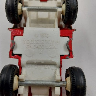Lot of 2 Tootsietoy 1970s COE Semi Truck Cabs Red & Blue Diecast No Trailers Vtg