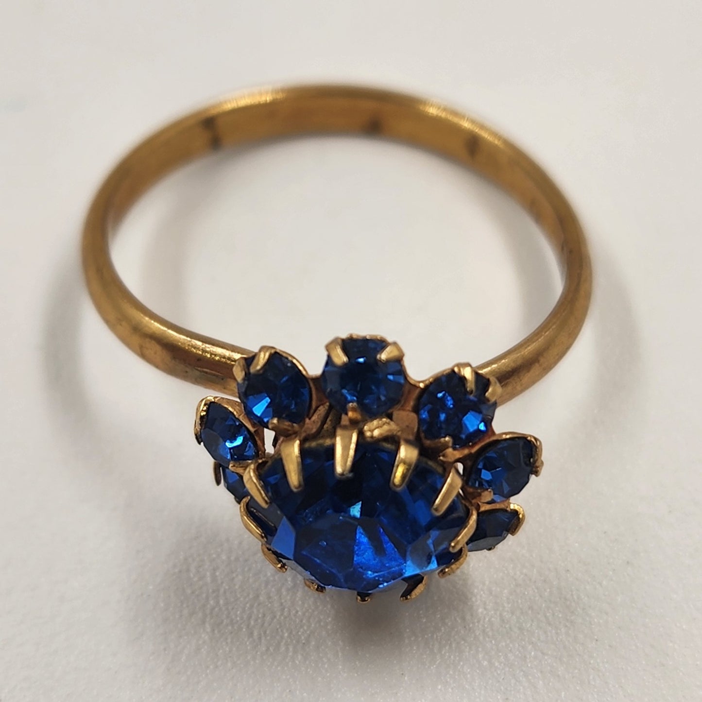 Adjustable Gold Tone Ring Large Blue Rhinestone with Accent Stones Size 9 Vtg
