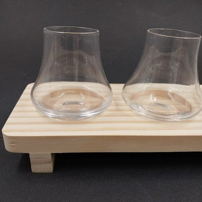 True Spirit Whiskey Tasting Flight Kit 3 Liquor Glasses 5 oz Wooden Tray Footed