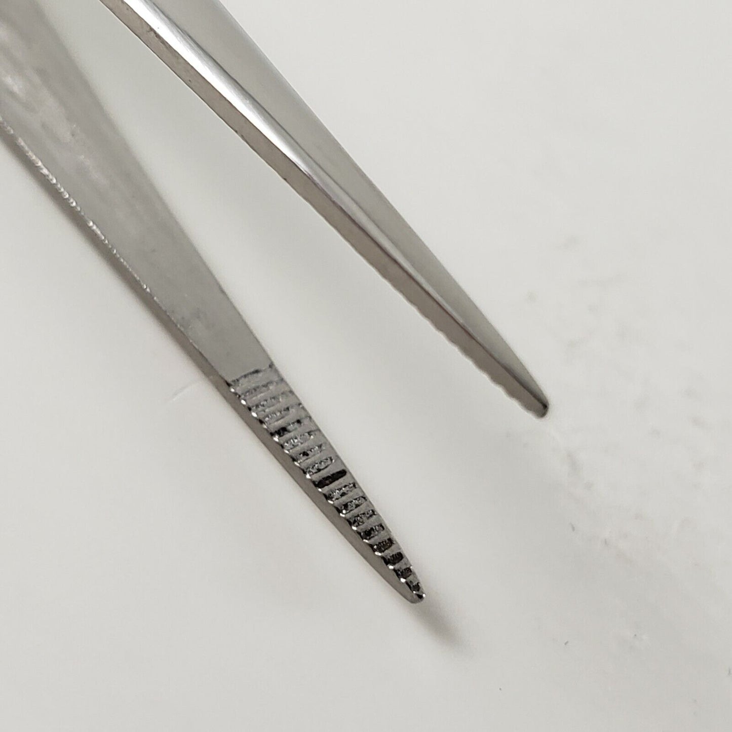 6 Deluxe Stainless Steel 3½" Tweezers w/ Pointed End First Aid Only