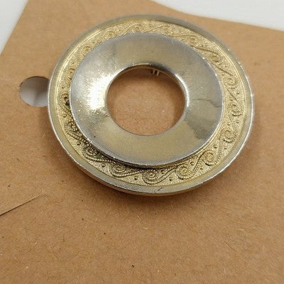 Gold Tone Round Plain & Engraved Scroll Pattern Circular Brooch Pin 1.5" Vintage