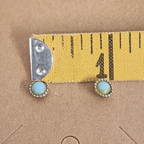 Earrings in Silver Tone Turquoise Stud Round Beads 6mm VTG