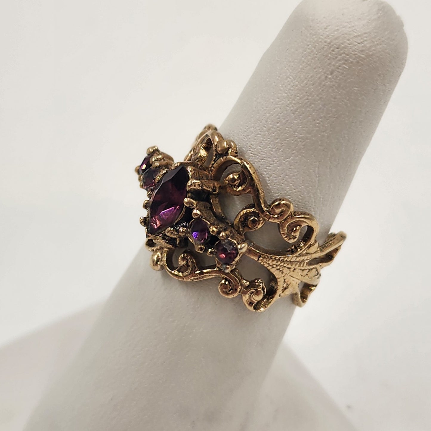 Gold Tone Filigree Ring Garnet Red Oval Stone Open Shank Size 6.25-6.5