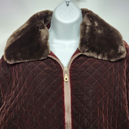 East West Quilted Women's Dark Red Velour Coat Black Faux Fur Collar Med Petite