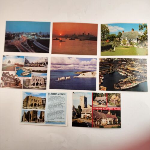35 Vintage Photo Postcards & Booklet Southampton England London Isle Wight Color