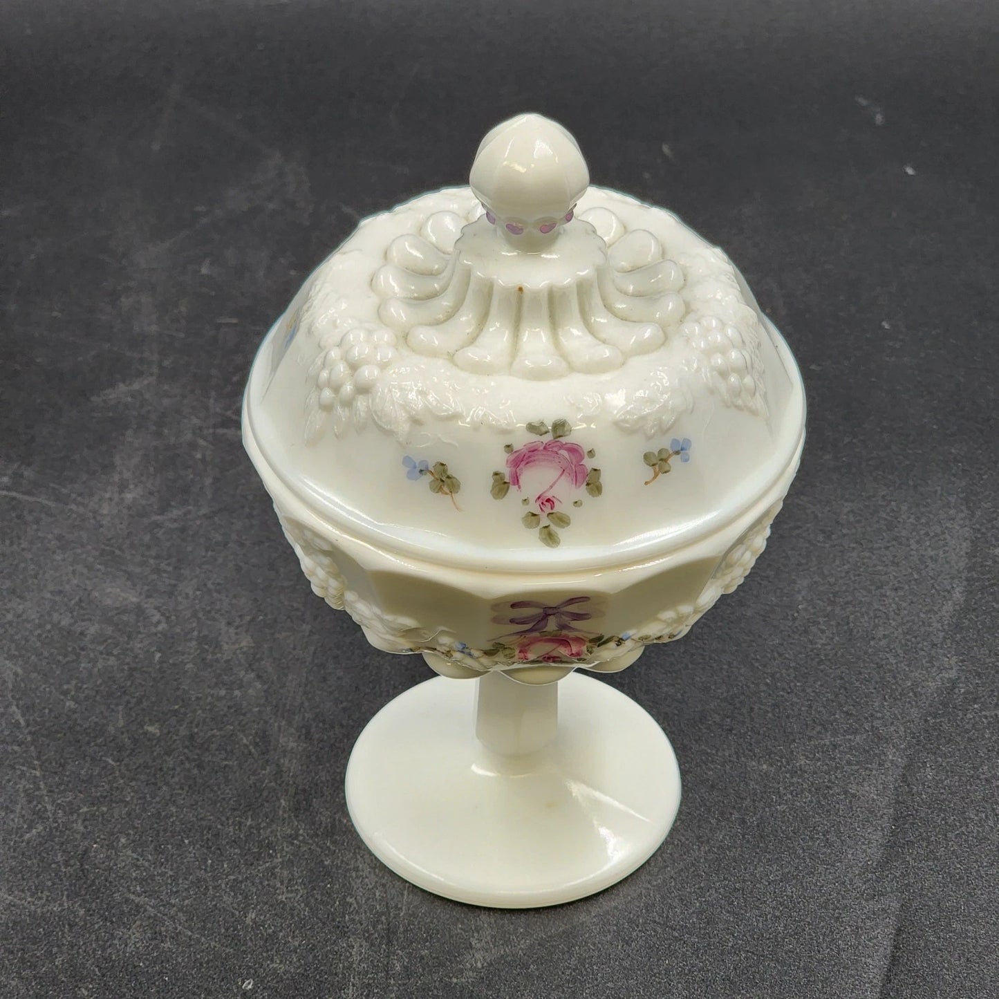 Westmoreland Milk Glass Covered Candy Dish Roses & Bows Paneled Grape 7”