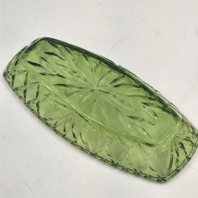 Hazel Atlas Oblong Relish Dish Green Glass Prescut Star & Scallop Edge 9.5"x4.5"