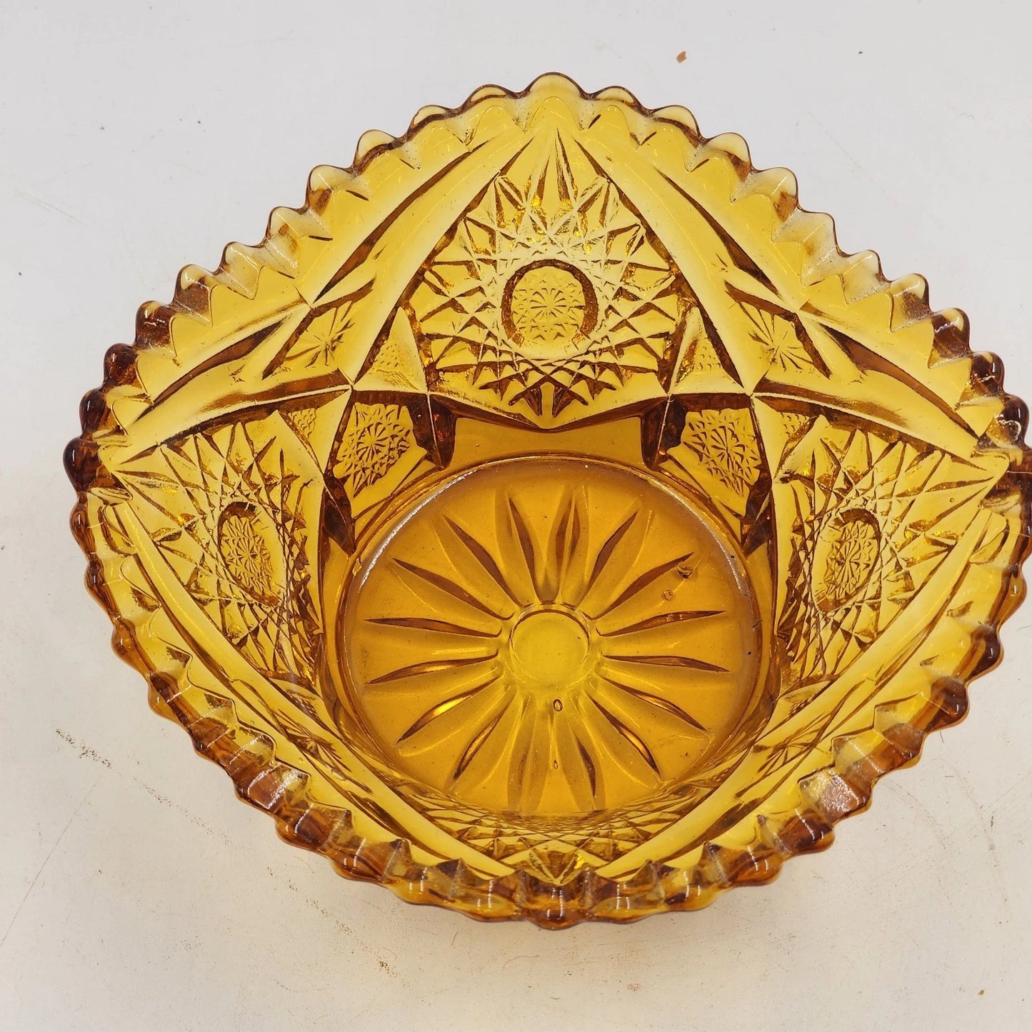 LE Smith Amber Glass Candy Nut Dish 6" Starburst Pattern Sawtooth Rim