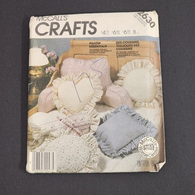 McCall's 2630 Vintage Pillow Sewing Pattern Uncut Home Decor Essentials