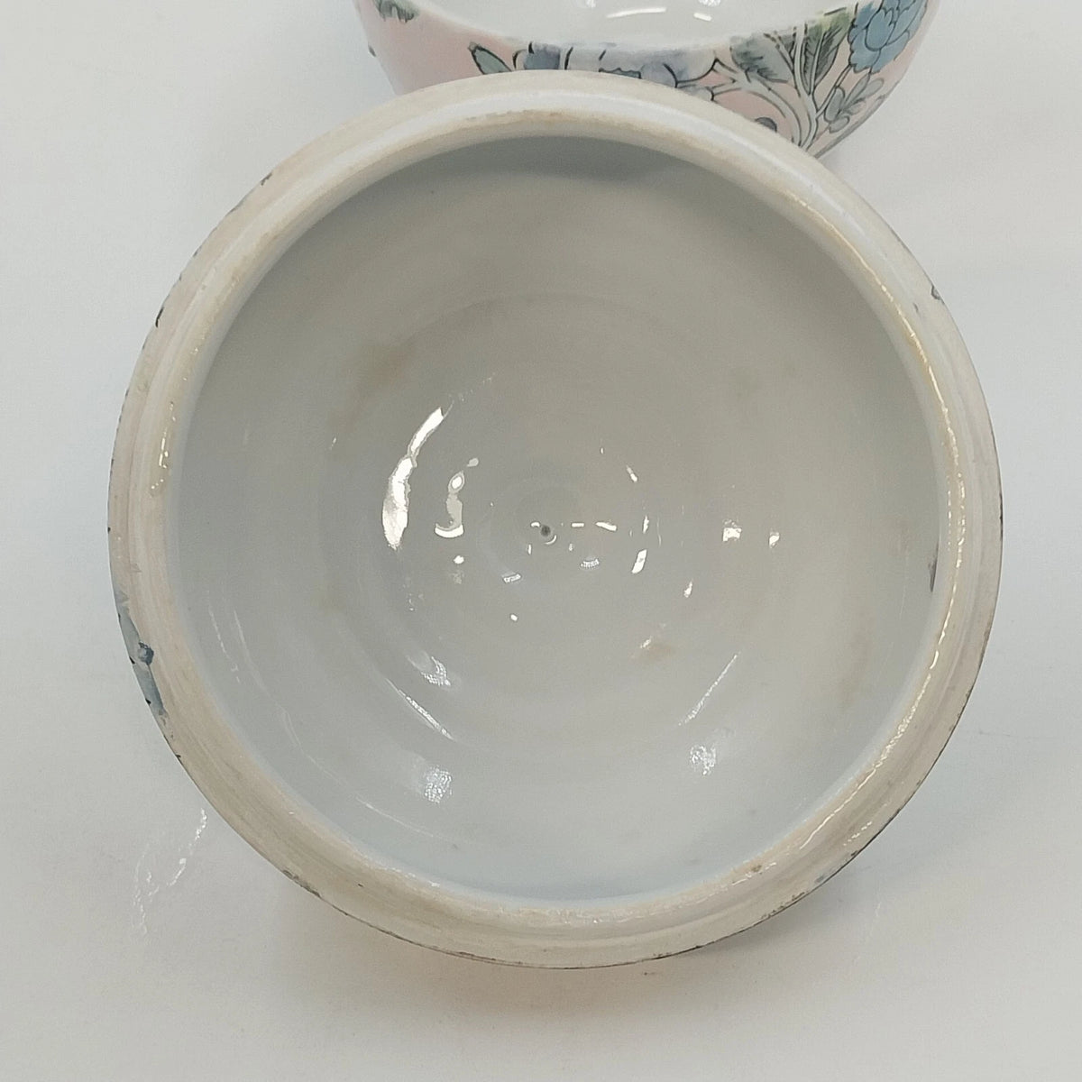 Chinese Hand Painted Porcelain Covered Bowl Pink Blue Floral Ginger Pot Jar Vtg
