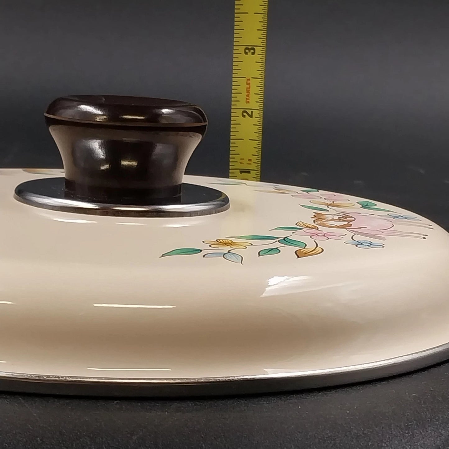 International Heartland Saucepan Lid 9"OD Enamelware Pot Cover Floral Black Knob