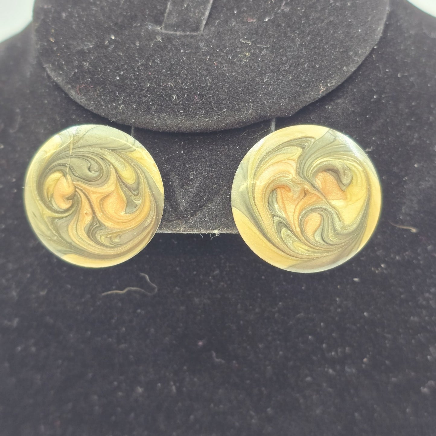 Round Enamel Gold Black Marbled Swirl Resin Silver Tone Earrings