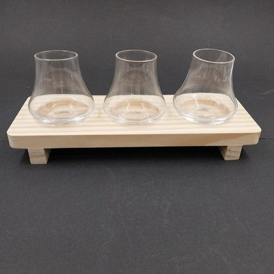 True Spirit Whiskey Tasting Flight Kit 3 Liquor Glasses 5 oz Wooden Tray Footed