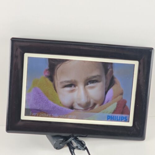 Phillips Digital Photo Frame 7" x 5½" Display Screen 128mb Memory