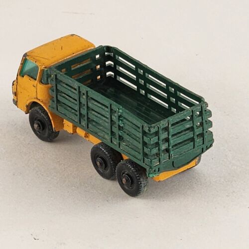 Matchbox Series No 4 Stake Truck Yellow Cab Green Bed Black Tires Lesney England