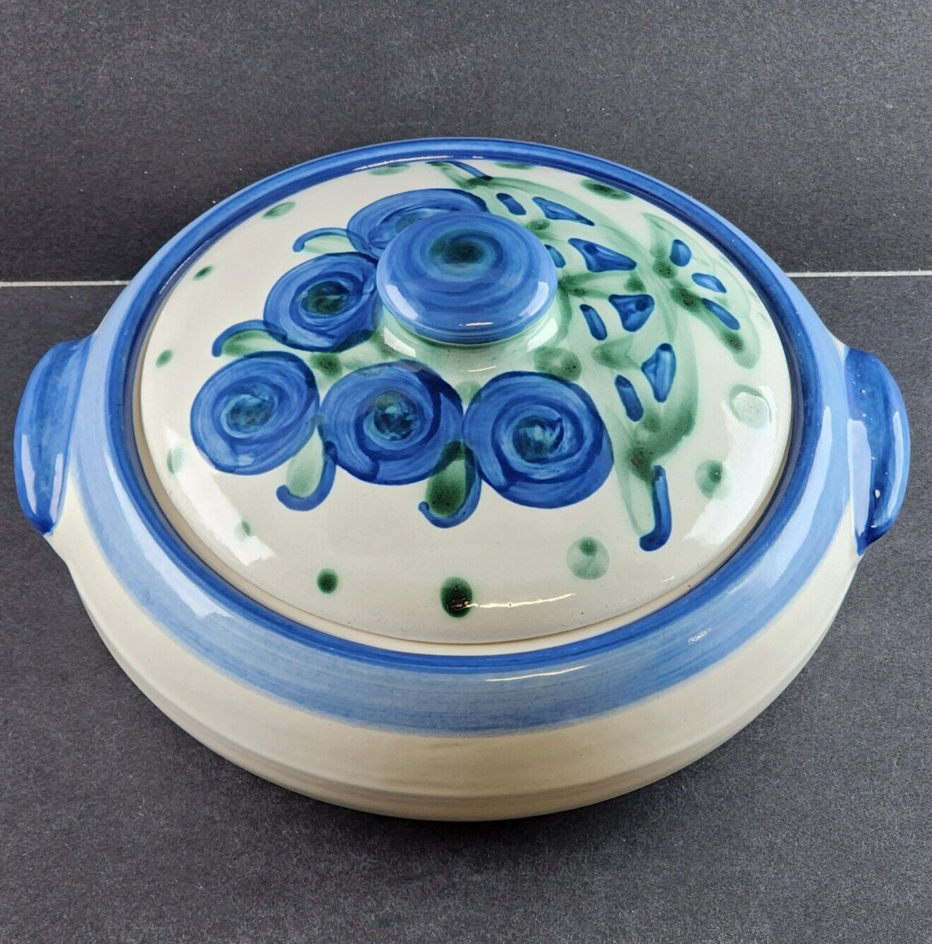 MA Hadley 2 Quart Shallow Covered Casserole Dish Bouquet Pattern 11.5"x4.5" Flaw