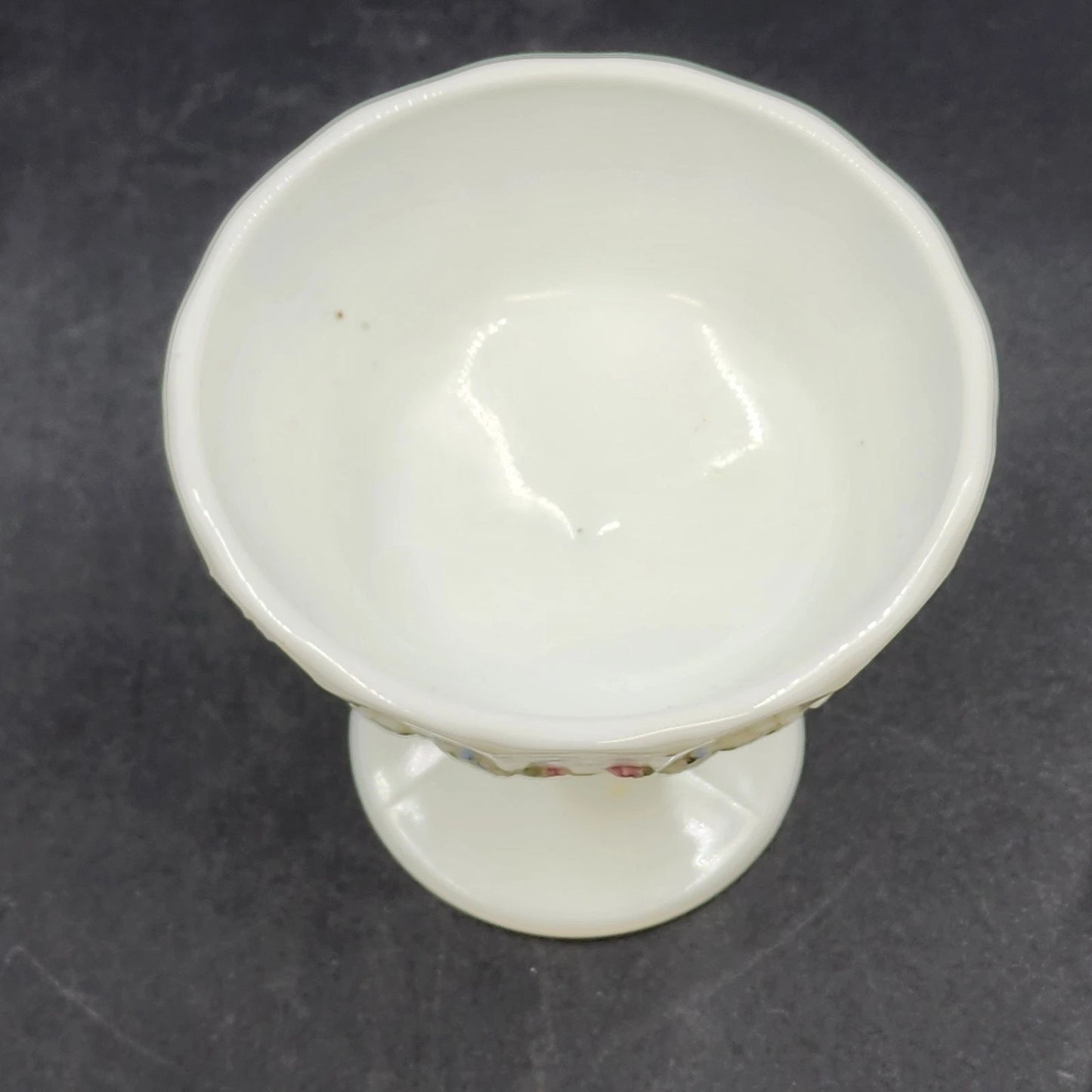 Westmoreland Milk Glass Covered Candy Dish Roses & Bows Paneled Grape 7”