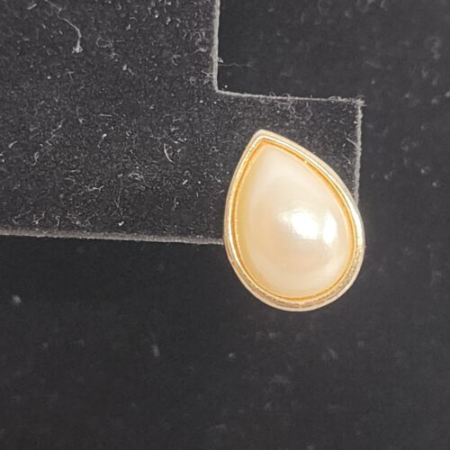 Teardrop Faux Pearl Clip-On Earrings Gold Tone Setting 0.5" Long Vintage