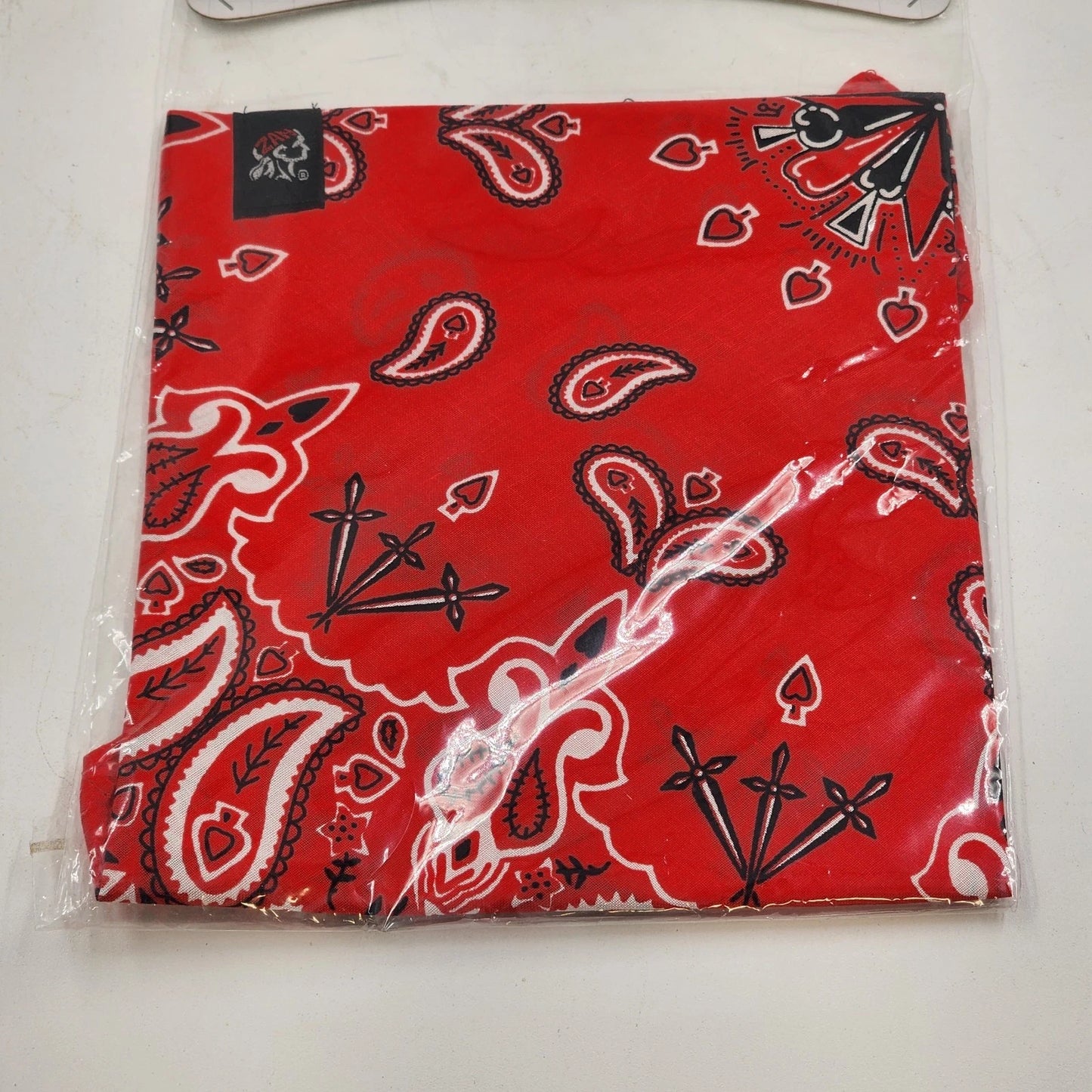 ZANheadgear SportFlex 3-In-1 Bandanna Red Paisley BV003 Adult Hook & Loop NWT