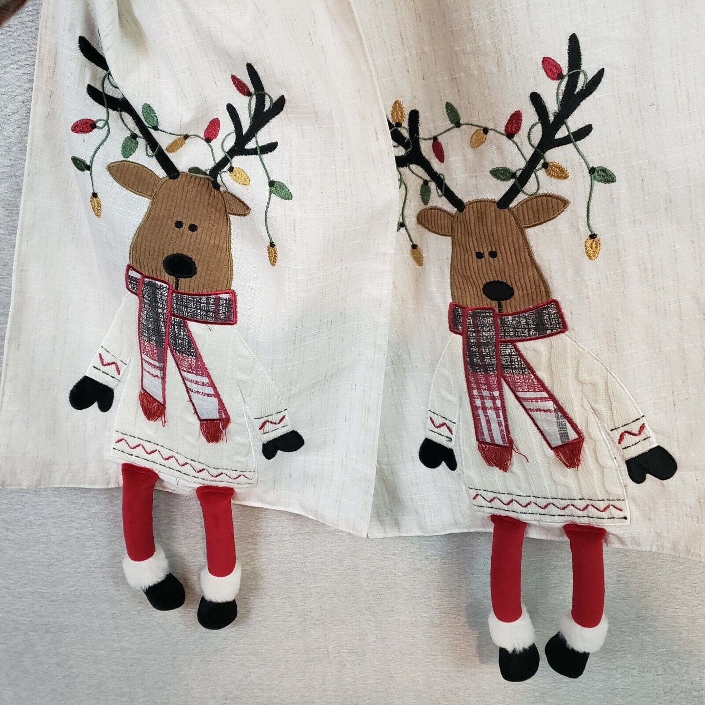 Nicole Miller Christmas Reindeer Table Runner New 14" x 72" Legs Over the Ends