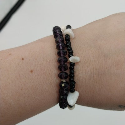 Set of 2 Stretch Bracelets Black Faceted & Black White Faux Pearl Acrylic Beads