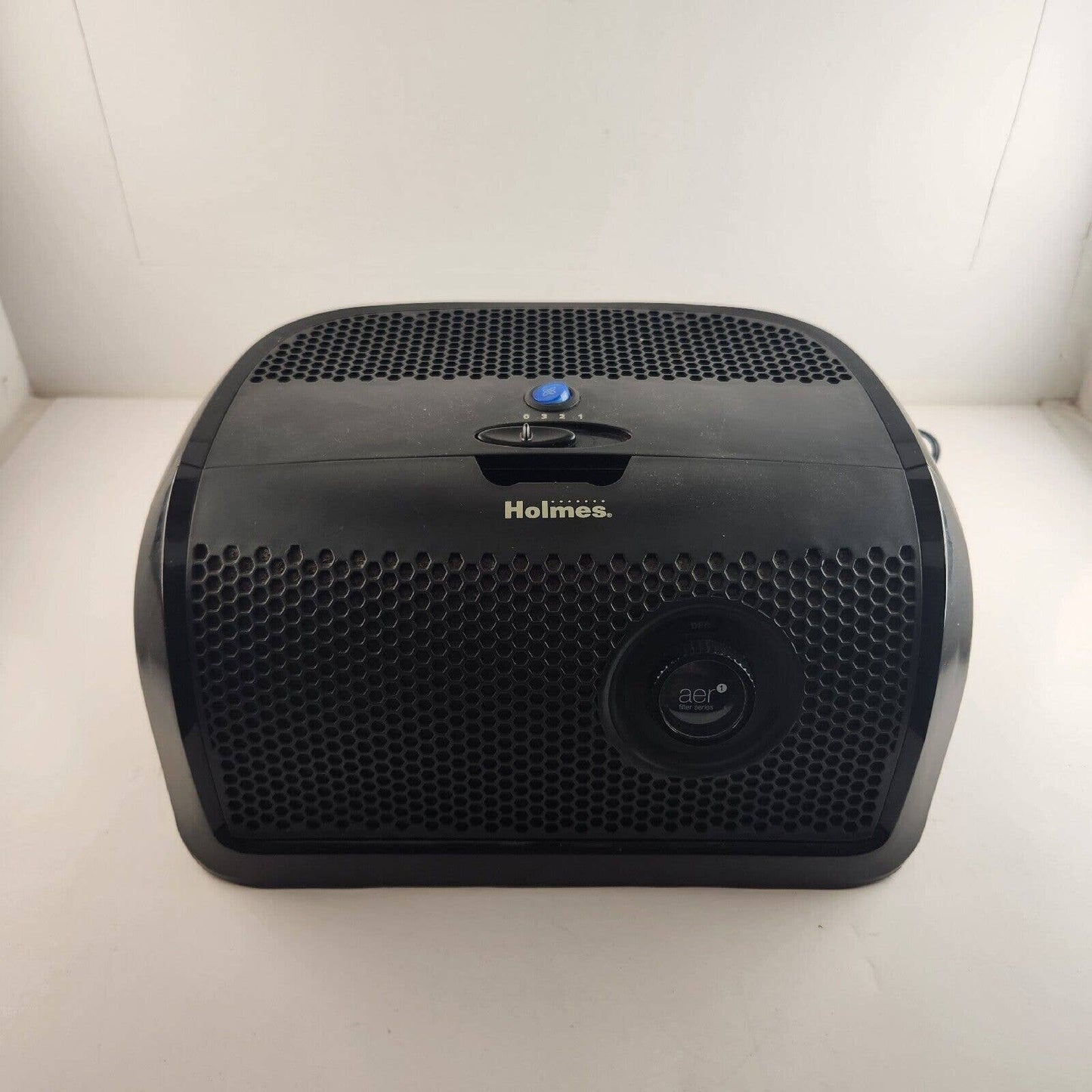 Holmes AER1 Filter Series Air Purifier Air Cleaner Filter Tested and Plug In 13" x 8" x 7"