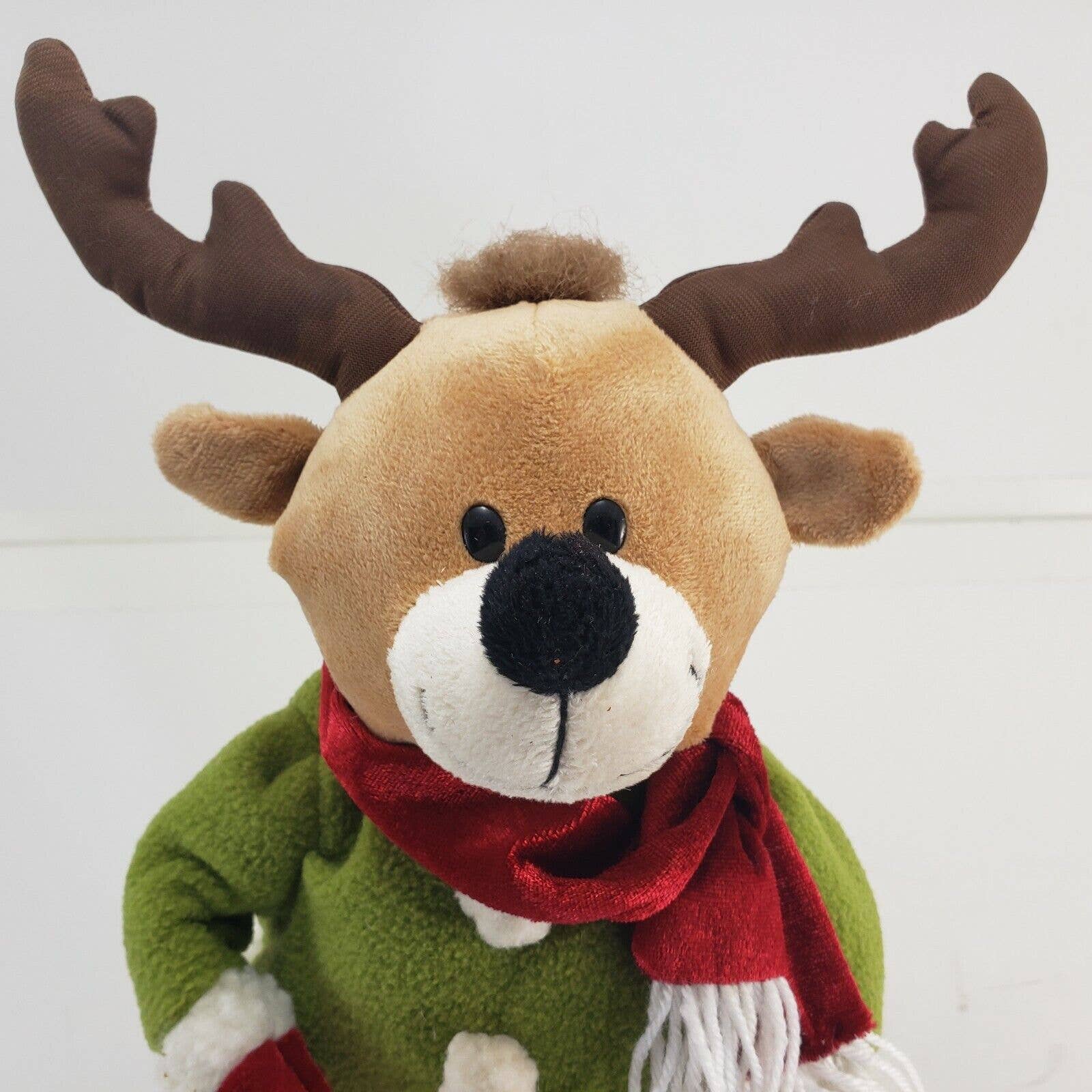 Singing Dancing Reindeer Christmas Figure Animated Plush 14 Deck the BackRoadPicking