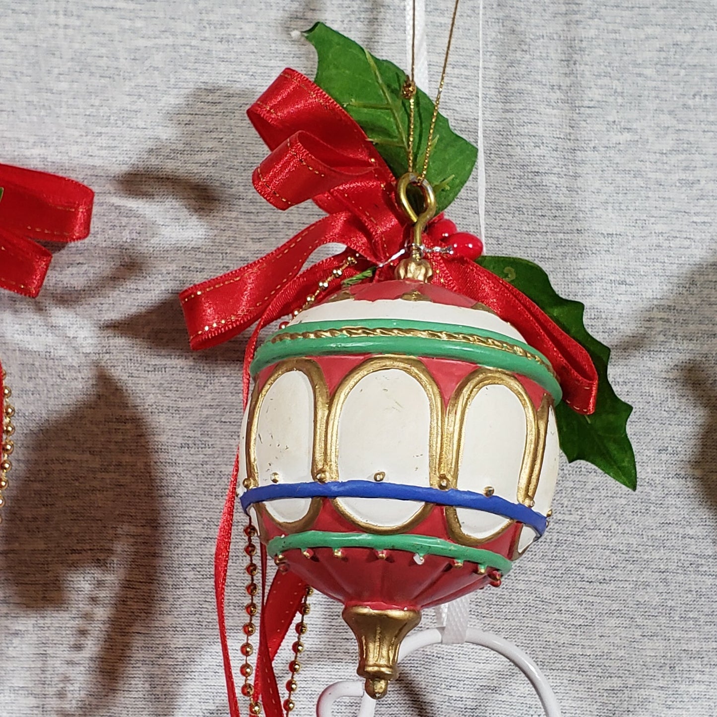 Set of 6 Elegant Bulb Ornaments Christmas Around the World House of Lloyd 1993