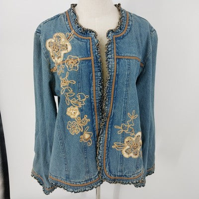 Country Door Denim Jacket 1X Women’s Blue Embroidered Long Sleeve Ruffled Hem