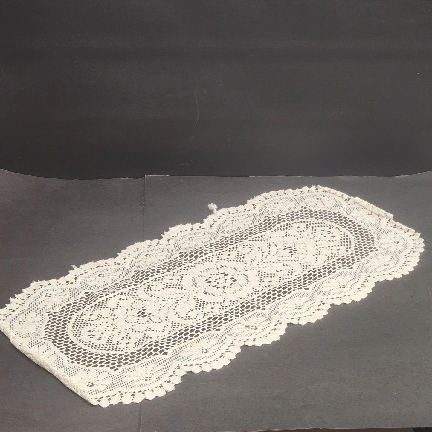 Lace Table Runner Scarf Oval Doily Off White Floral Crochet 30x14 Minor Flaws