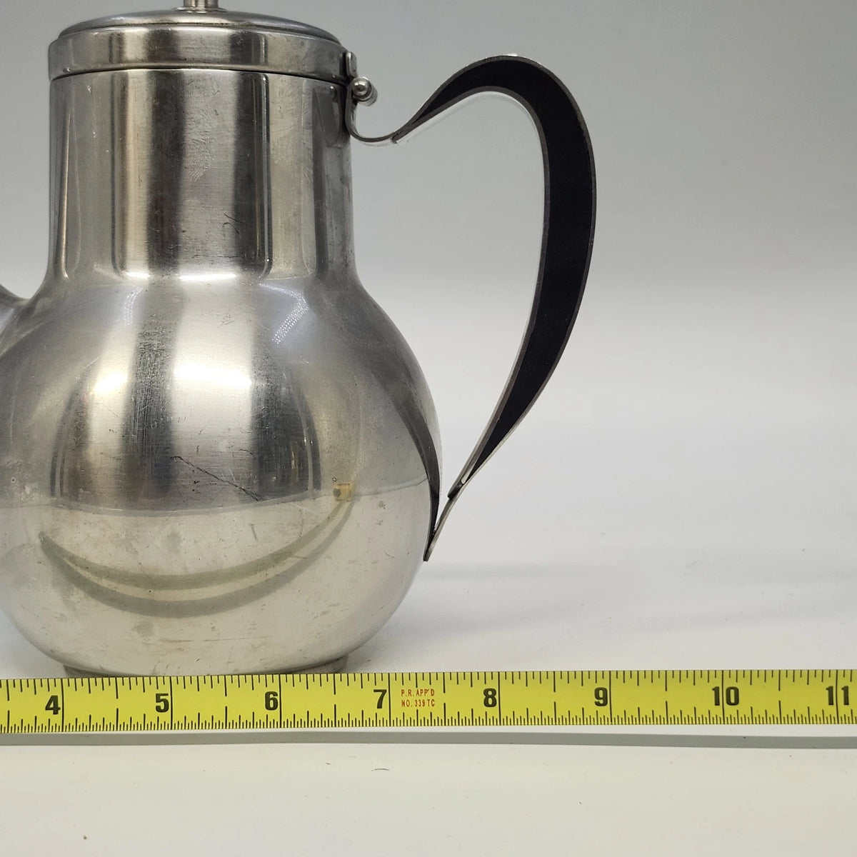 Oneida 18/8 Stainless Steel Tea Coffee Server 8" Hinged Lid Curved Spout Handle