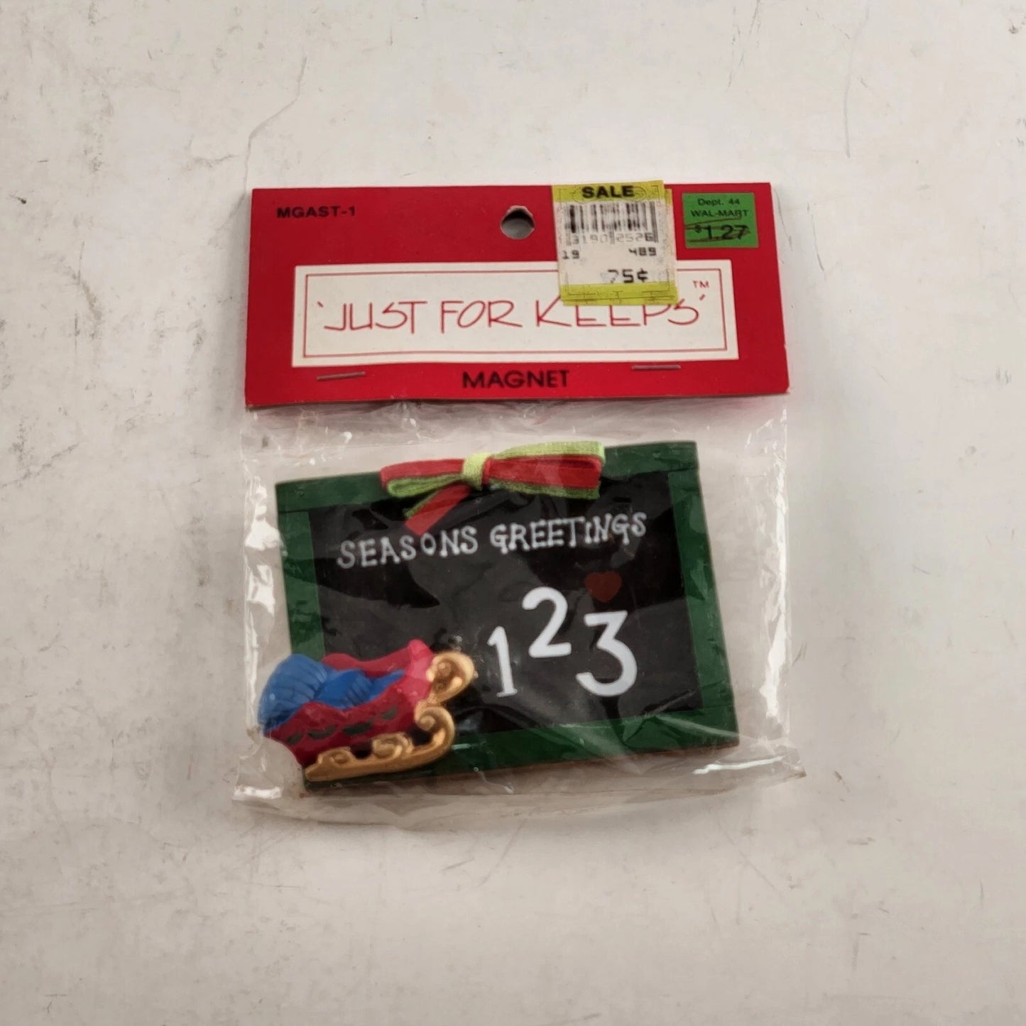 3 Wang’s Chalkboard Magnets Christmas Just for Keeps 1986 Taiwan ROC 3" x 2.5"