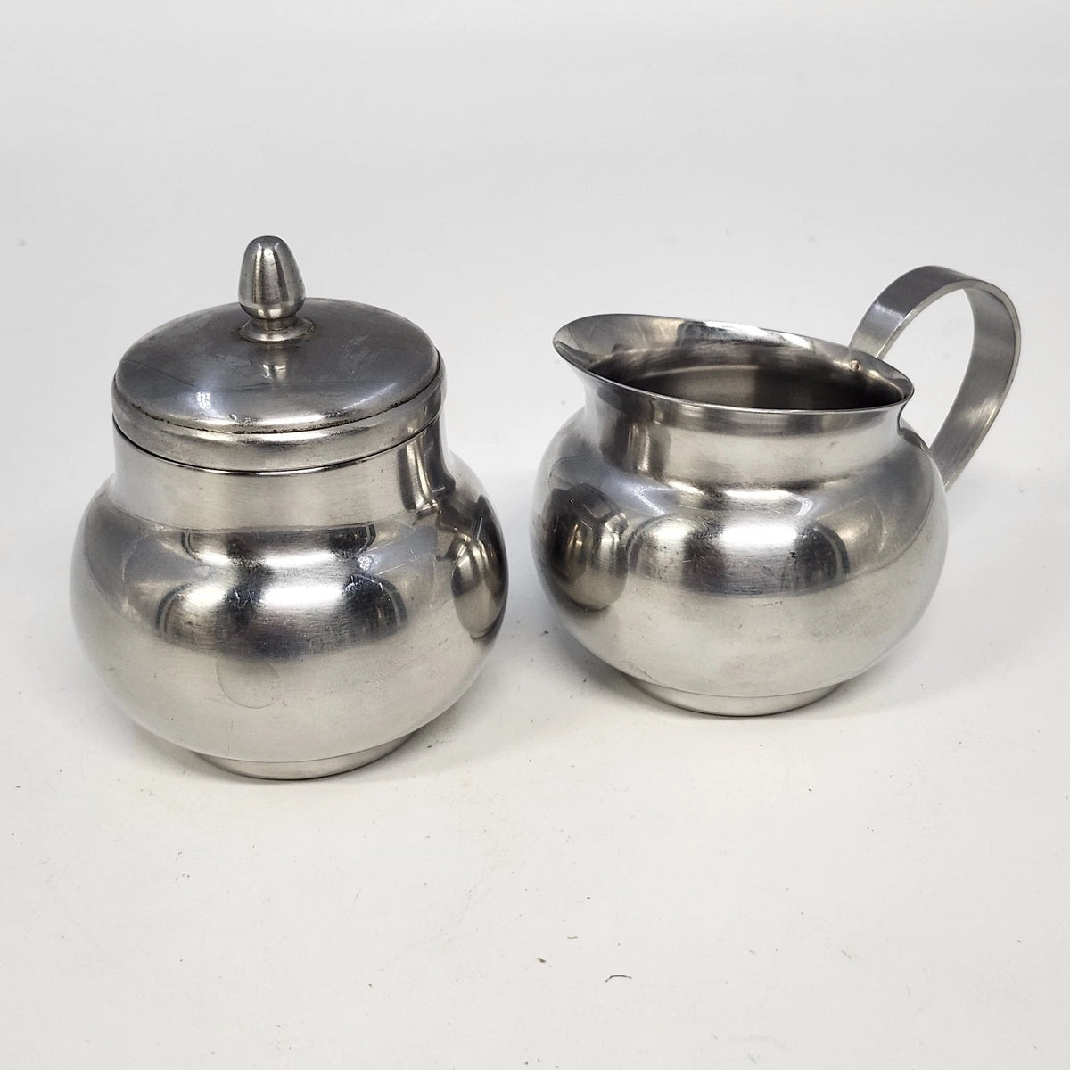 Oneida 18/8 Stainless Steel Creamer & Lidded Sugar Bowl Set Silver Japan MCM Vtg