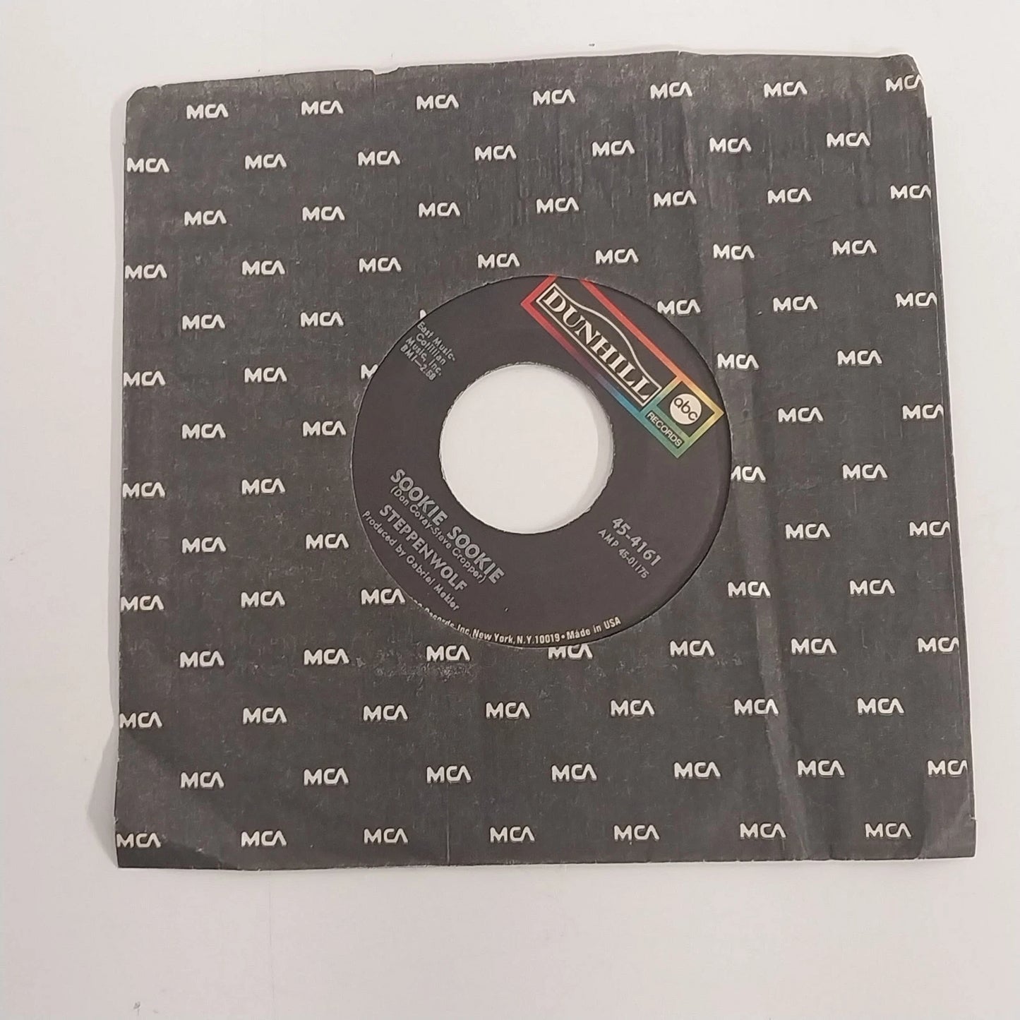 Steppenwolf Magic Carpet Ride 45 RPM Vinyl ABC Dunhill 1968