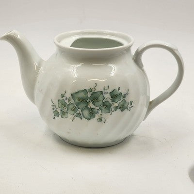 Corelle Callaway Teapot White Green Floral Swirl Corning Ware 7"x10"