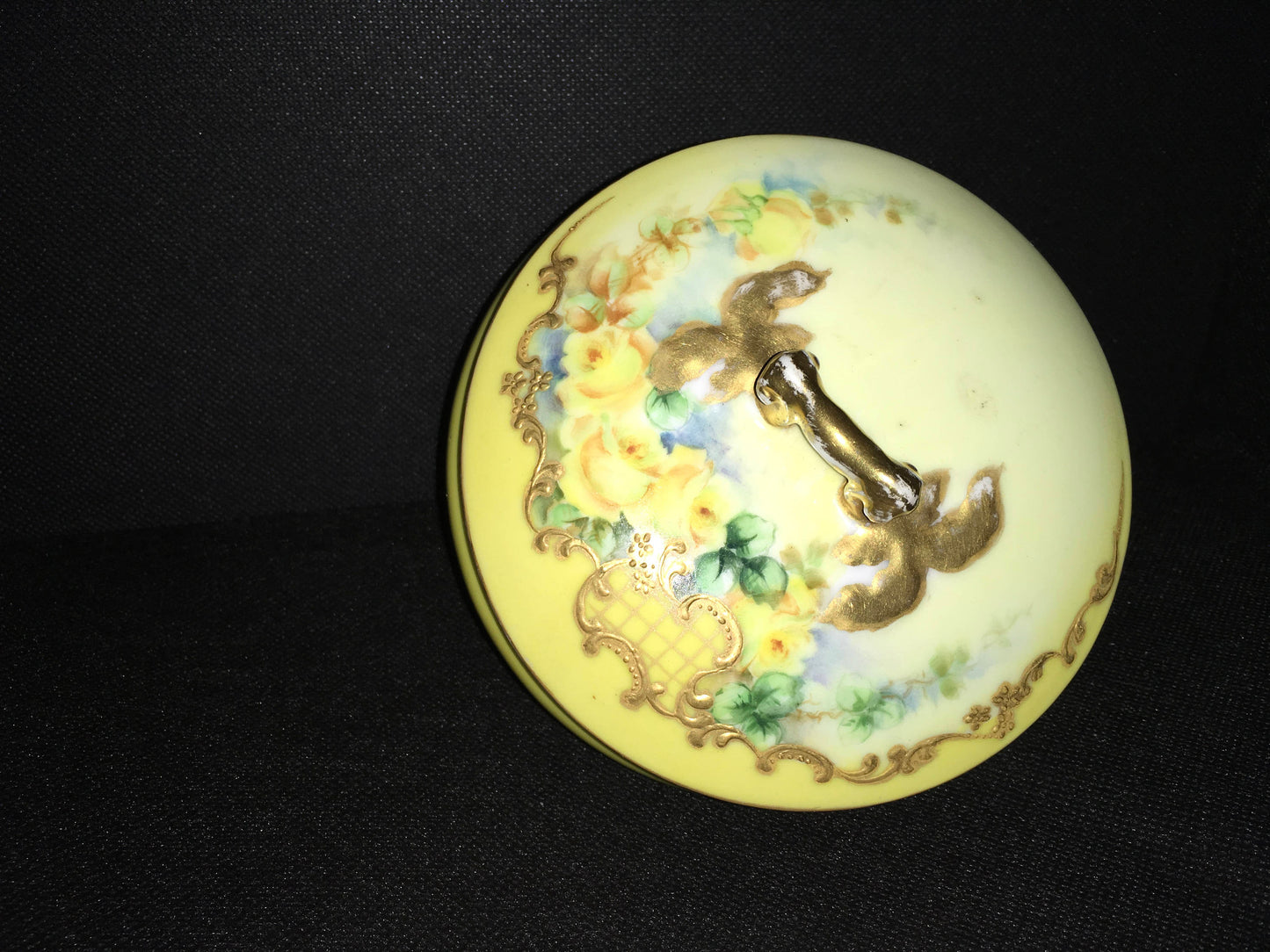 Vienna Austria P.H. Leonard Footed Vanity Trinket Powder Dish Bowl