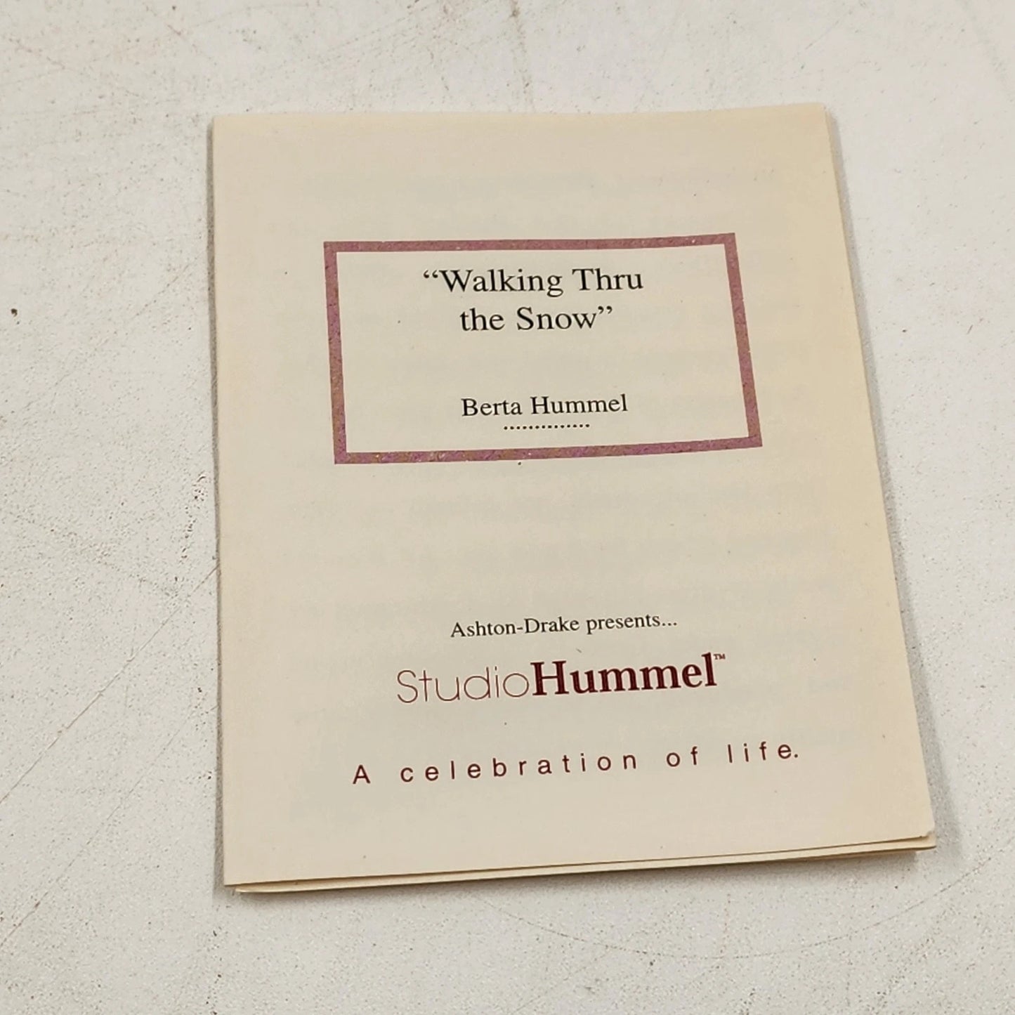 Berta Hummel WALKING THRU THE SNOW Ornament Goebel Boy 3" 1999 Ashton Drake