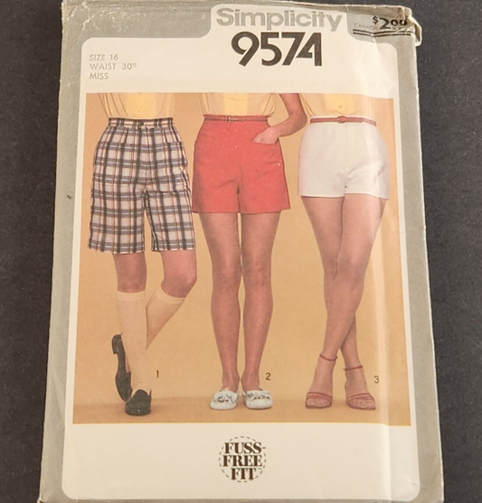 Simplicity 9574 Vintage Sewing Pattern 1980 Misses Shorts in Three Lengths Sz 16