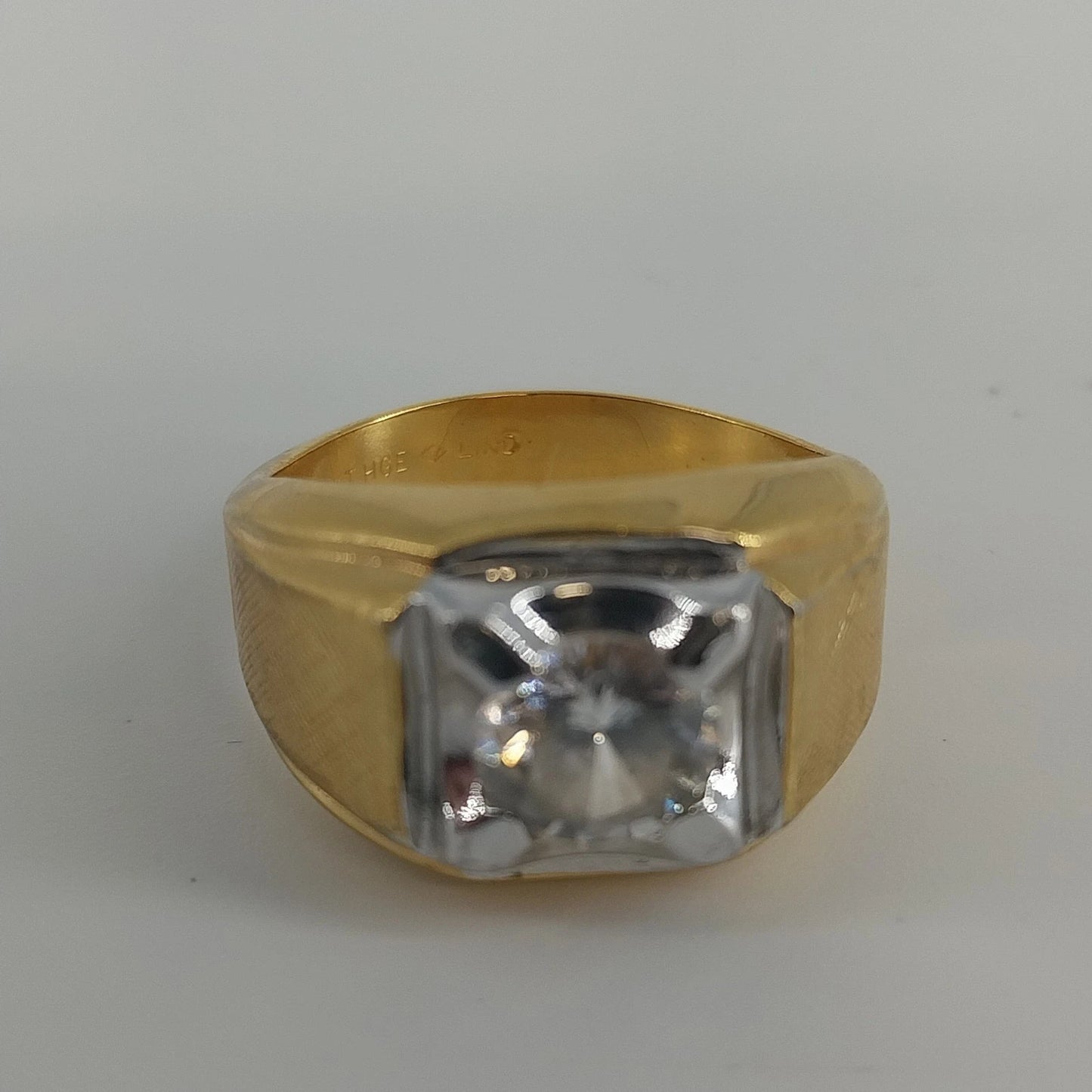 LIND Solitaire Ring 14K HGE CZ Gold Tone Men's Size 9 Statement Ring Vintage